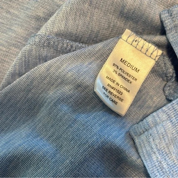 Must bundle shirt size medium - Picture 5 of 5